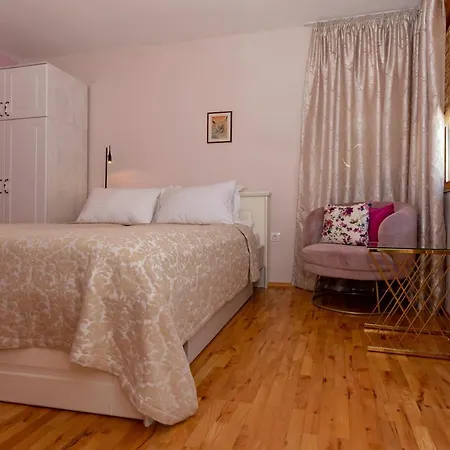Ines Guest house